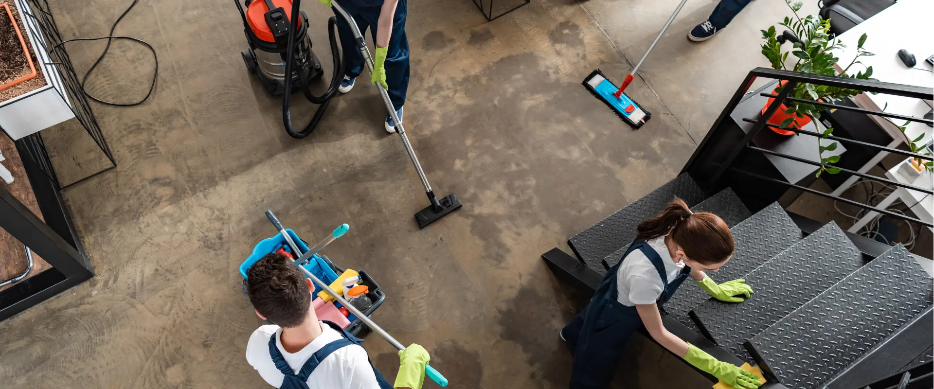 Servicio de Limpieza de Oficinas de Lavados+